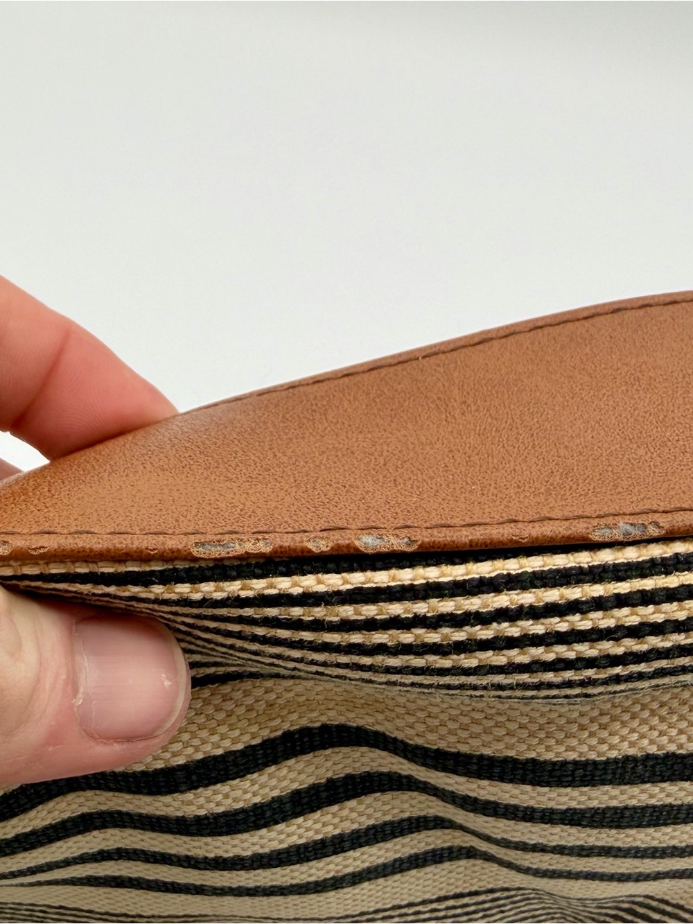 Relic Striped Canvas Crossbody Bag Tan Faux Leather Trim Multi Pocket Boho Purse - Picture 11 of 16